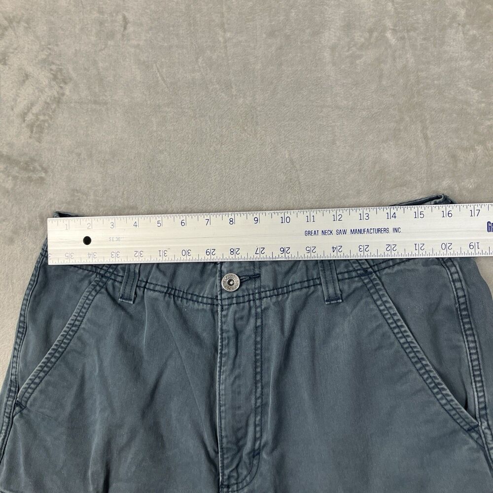 Levi's Men's 100% Cotton Casual Multi Pocket Carrier Grey Cargo Shorts - Picture 4 of 13